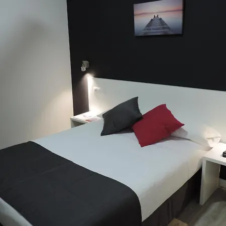 ホテル フンケラ ヴィーゴ