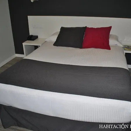 Junquera 3* ויגו