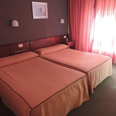 Junquera Hotel 3*