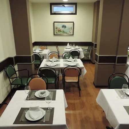 Hotel Junquera 3*