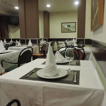Hotel Junquera 3*