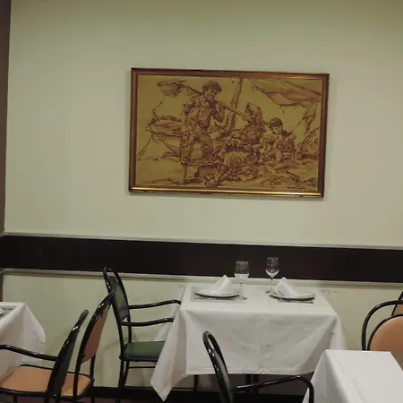 フンケラ 3* ヴィーゴ