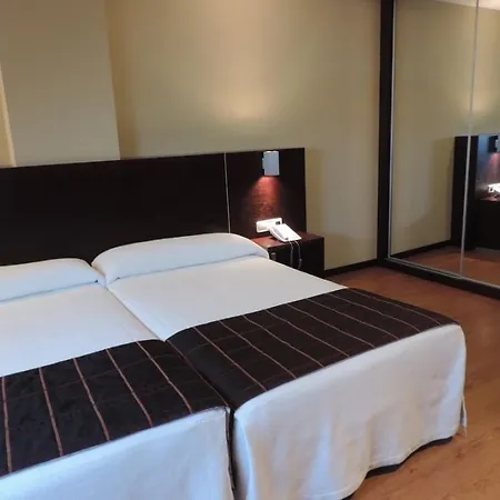 フンケラ 3* ヴィーゴ